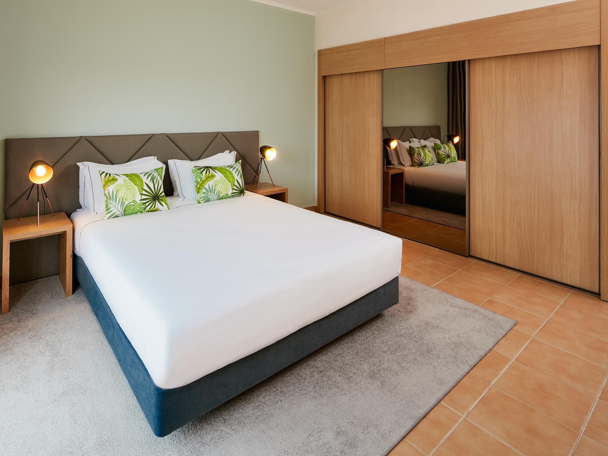 Nh Marina Portimao Resort Bagian luar foto