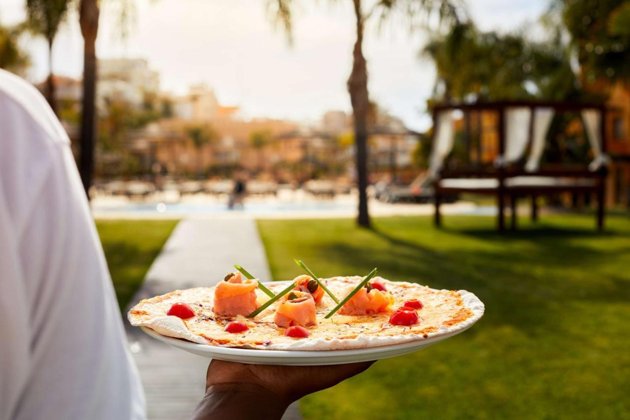 Nh Marina Portimao Resort Bagian luar foto